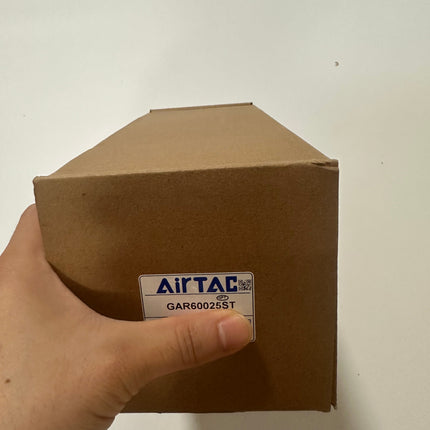 Airtac GAR600: Air Pressure Regulator - GAR60025ST