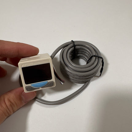 Airtac DPS-N1: Digital display pressure sensor - DPSN1B-10020