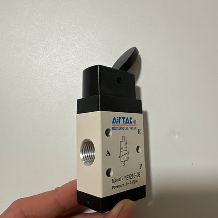 Airtac M3Y110-08: Manual Valve. 3 Way - M3Y21008T
