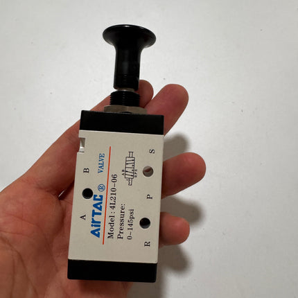 Airtac 4L210-06: Push Pull Valve. 5 Way - 4L21006T