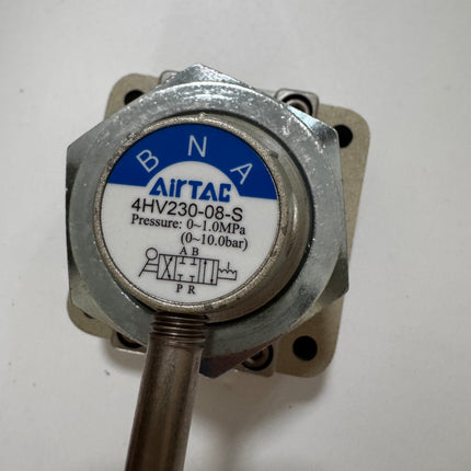 Airtac 4HV230-08: Hand Valve. Rotary Style - 4HV23008S