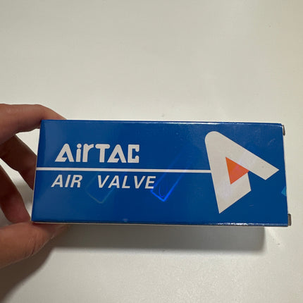 Airtac 4A410-15: Air Pilot Valve. 5 Way - 4A41015