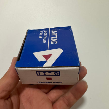 Airtac 3V2-08-NC: Solenoid valve(3/2 way) - 3V208NCA
