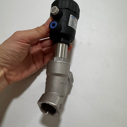 Airtac 2JW200-20: Angle Seat Valve - 2JW20020Q40G
