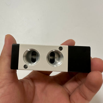 Airtac 3A310-10: Air Pilot Valve. 3 Way  - 3A31010NOT