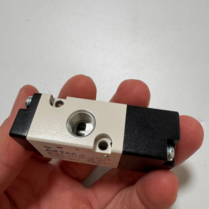 Airtac 3A110-06: Air Pilot Valve. 3 Way  - 3A11006NC