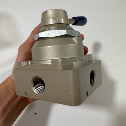 Airtac 4HV430-15: Hand Valve. Rotary Style - 4HV43015S