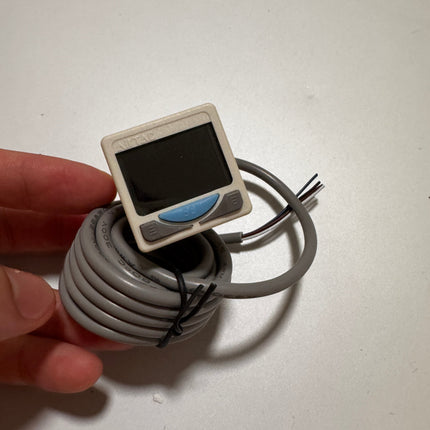 Airtac DPS-N1: Digital display pressure sensor - DPSN1B-01020T