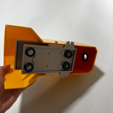 Airtac 4F210-08: Pneumatic Foot Pedal. 5 Way - 4F21008FT