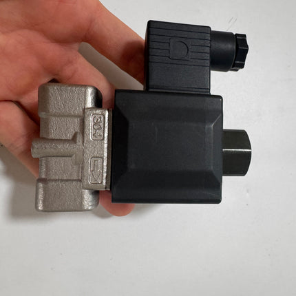 Airtac 2KSH050-15: 2 Way Solenoid Valve - 2KSH05015AG