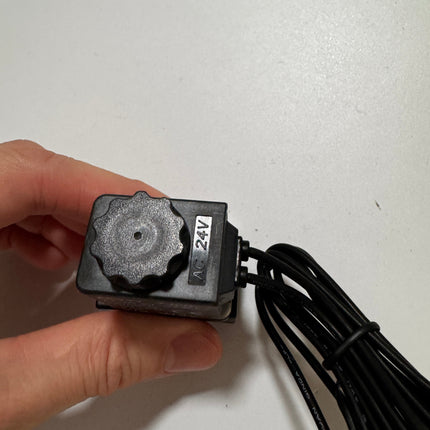 Airtac 2P0250-08: 2 Way Solenoid Valve. Plastic - 2P02508EIG