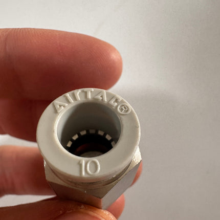 Airtac PC: Push Lock Fitting. Male Connector - PC1002