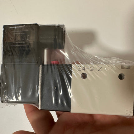 Airtac 3V210-08-NC: Solenoid valve(3/2 way) - 3V21008NCC