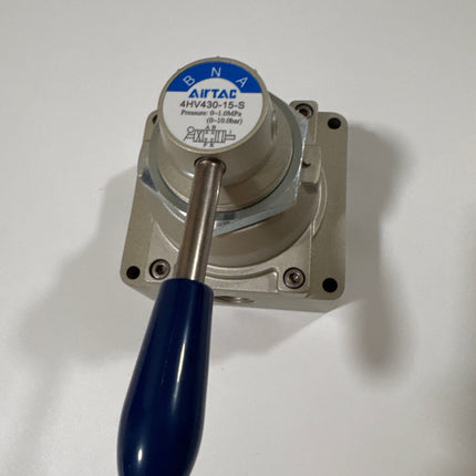Airtac 4HV430-15: Hand Valve. Rotary Style - 4HV43015S