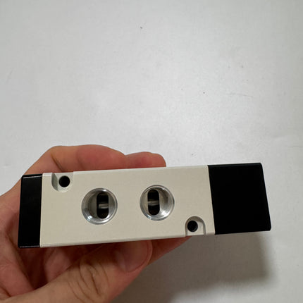 Airtac 4A310-08: Air Pilot Valve. 5 Way - 4A31008