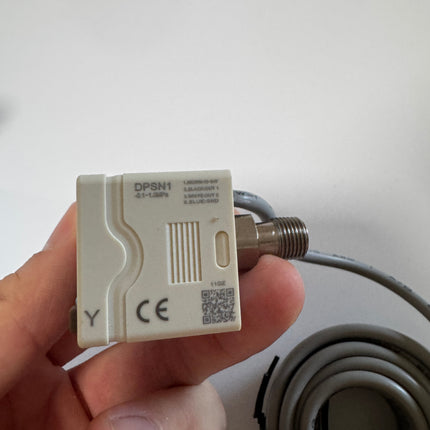 Airtac DPS-N1: Digital display pressure sensor - DPSN1B-10030