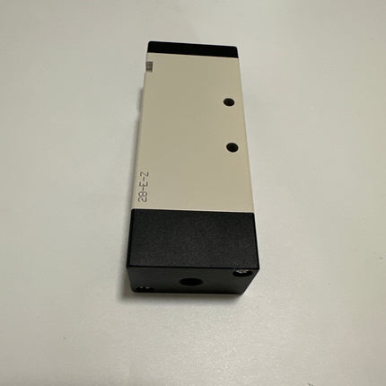 Airtac 4A410-15: Air Pilot Valve. 5 Way - 4A41015