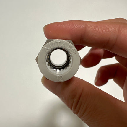 Airtac PC: Push Lock Fitting. Male Connector - PC1204