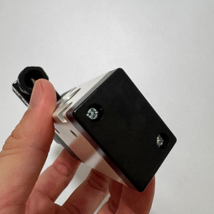 Airtac 3V310-08-NC : Solenoid valve(3/2 way) - 3V31008NCF