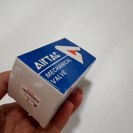 Airtac CM3PMS-06: Manual Valve. 3 Way - CM3PMS06GG