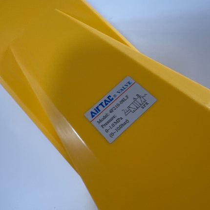 Airtac 4F210-08: Pneumatic Foot Pedal. 5 Way - 4F21008LFG