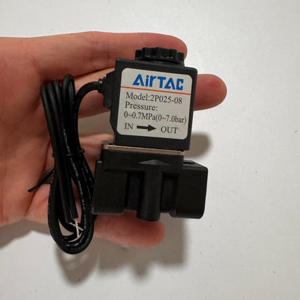 Airtac 2P0250-08: 2 Way Solenoid Valve. Plastic - 2P02508AIG