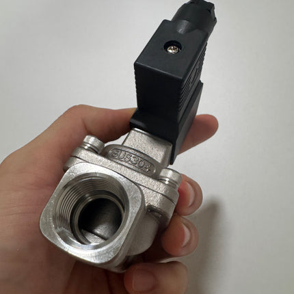 Airtac 2L150: 2 Way Solenoid Valve - 2L15015B