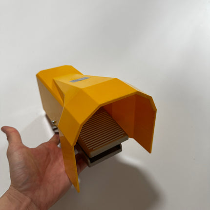 Airtac 4F210-08: Pneumatic Foot Pedal. 5 Way - 4F21008FT