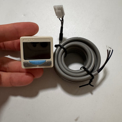Airtac DPS-P1: Digital display pressure sensor - DPSP1-01020