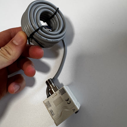 Airtac DPS-N1: Digital display pressure sensor - DPSN1B-10030