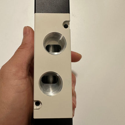 Airtac 4A420-15: Air Pilot Valve. 5 Way - 4A42015G