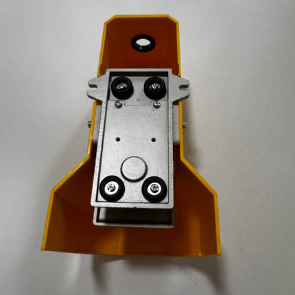 Airtac 4F210-08: Pneumatic Foot Pedal. 5 Way - 4F21008FT