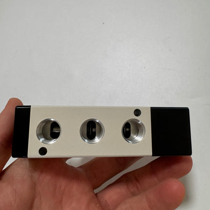 Airtac 4A310-08: Air Pilot Valve. 5 Way - 4A31008