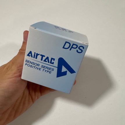 Airtac DPS-P1: Digital display pressure sensor - DPSP1B-10020