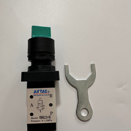Airtac M3HS110-06: Manual Valve. 3 Way - M3HS11006G