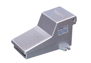 Airtac 4F210-08: Pneumatic Foot Pedal. 5 Way - 4F21008T
